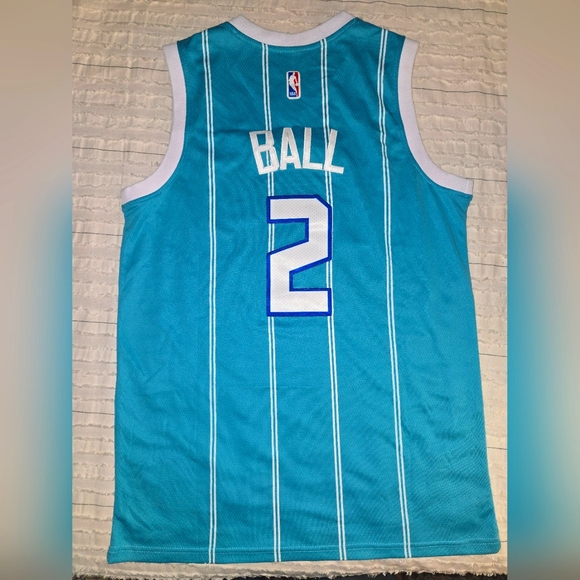 Charlotte Hornets Lamelo Ball Replica Nike Jersey - Picture 2 of 2
